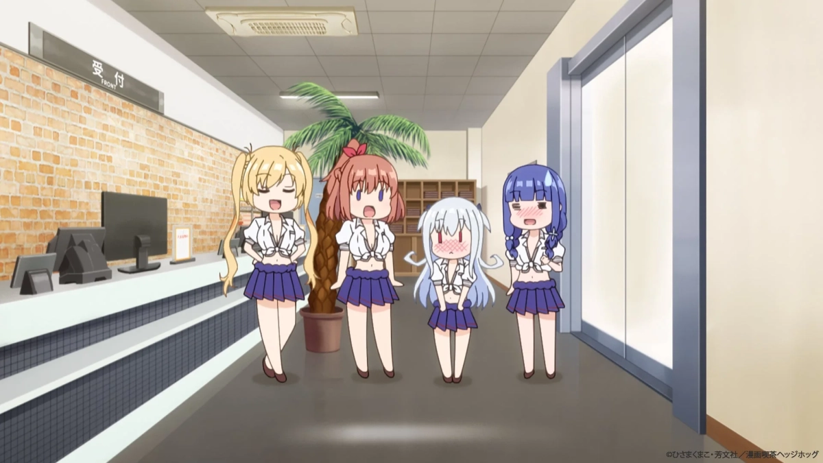 受付に並ぶちびキャラたち